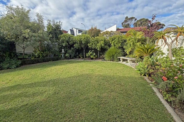 Photo of property in 41 Porritt Avenue, Chatswood, Auckland, 0626