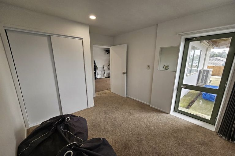 Photo of property in 24 Carillon Place, Massey, Auckland, 0614