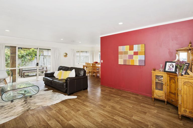 Photo of property in 21b King Edward Avenue, Papakura, 2110