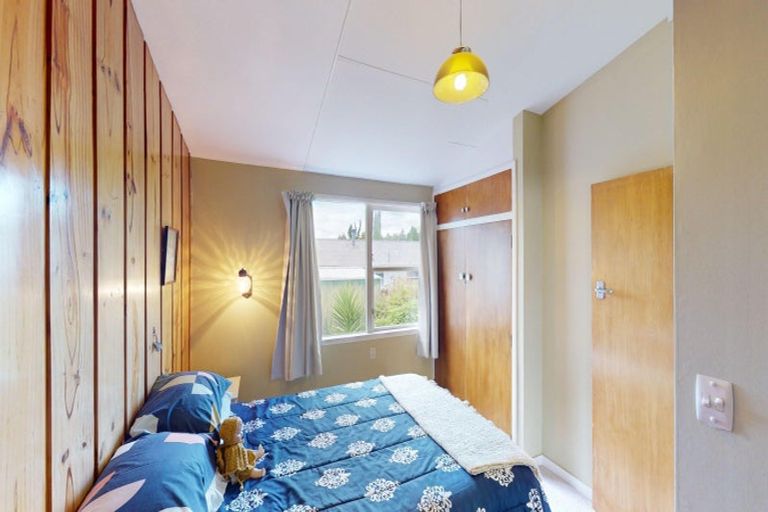 Photo of property in 255 Cambridge Street, Levin, 5510