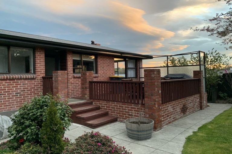 Photo of property in 18 Pringle Street, Waimataitai, Timaru, 7910