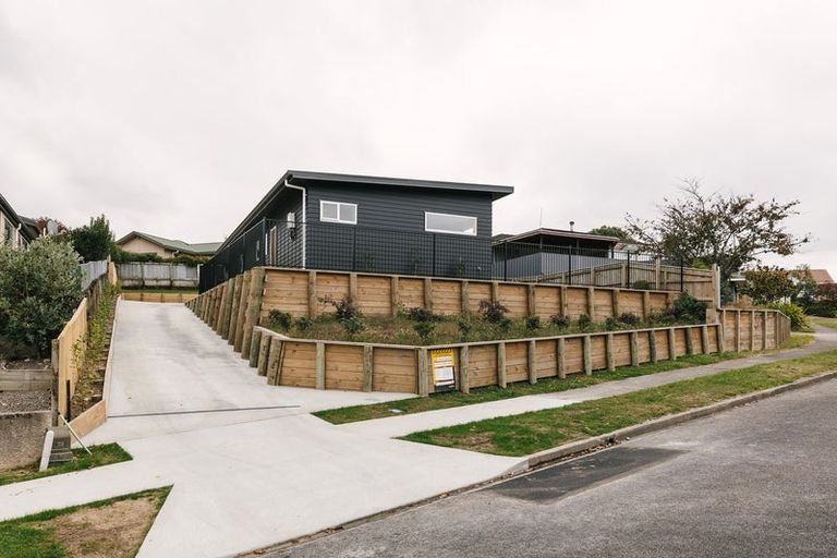 Photo of property in 26 Heatherlea Heights, Feilding, 4702