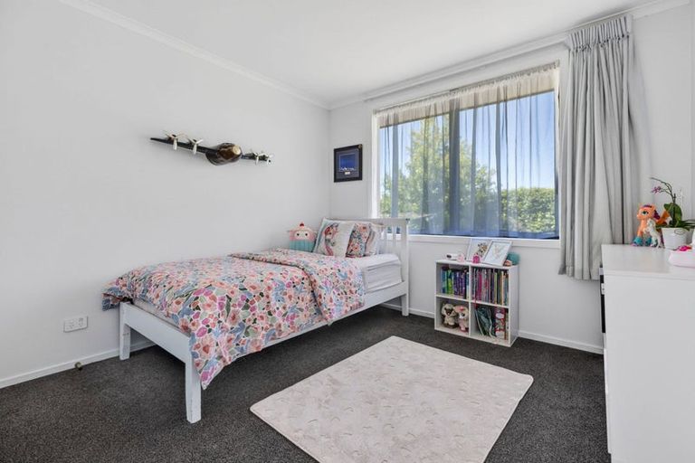 Photo of property in 9 Isthmus Place, Lake Hawea, Wanaka, 9382