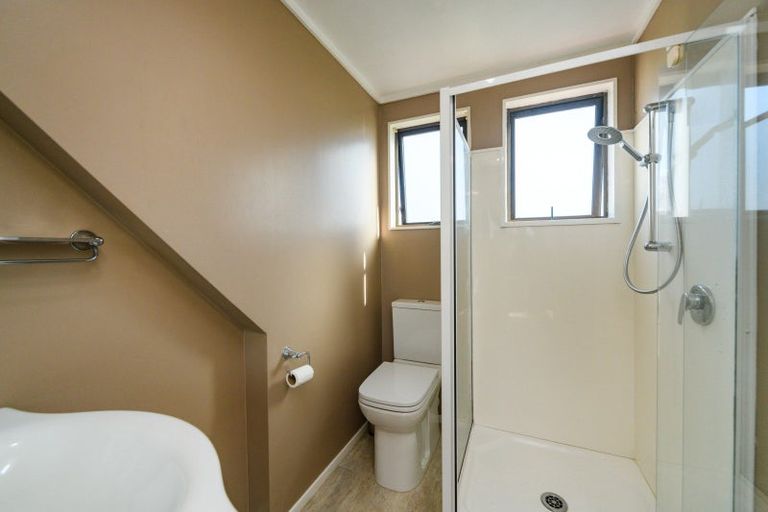 Photo of property in 68 Pencarrow Street, Highbury, Palmerston North, 4412