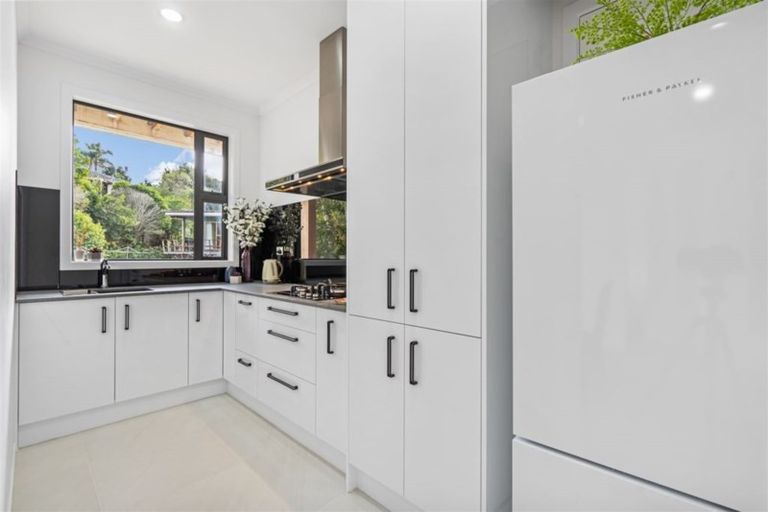 Photo of property in 51a Bleakhouse Road, Howick, Auckland, 2014