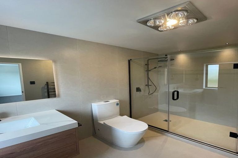 Photo of property in 2 Lumber Rise, Swanson, Auckland, 0614