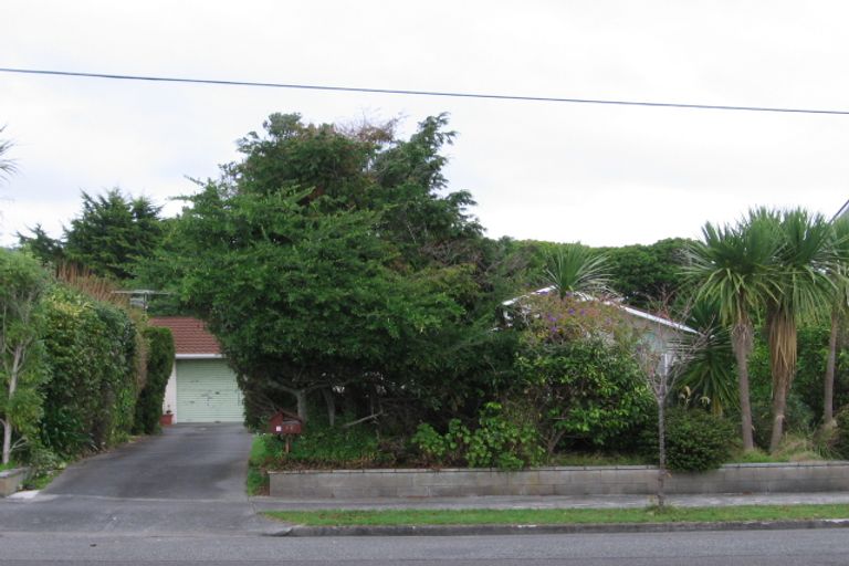 Photo of property in 94 Ngaio Road, Waikanae, 5036