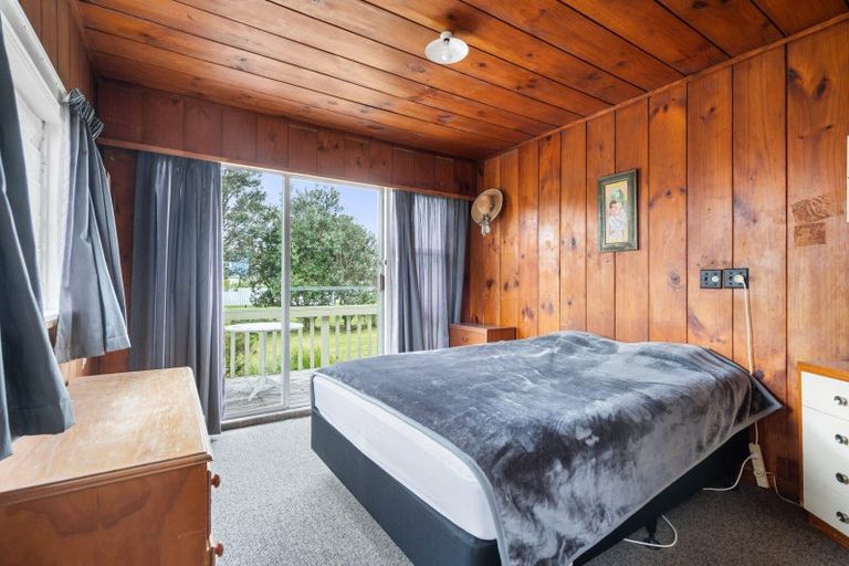 Photo of property in 11 Ringer Avenue, Matapouri, Whangarei, 0173