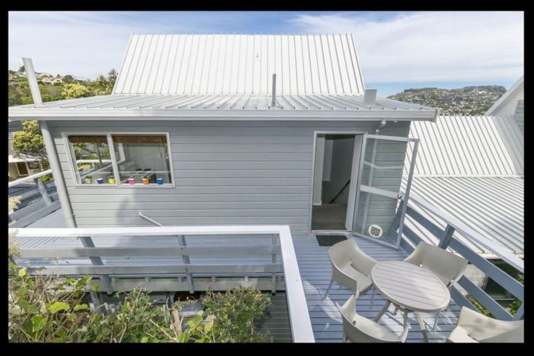 Photo of property in 16a Govind Grove, Ngaio, Wellington, 6035