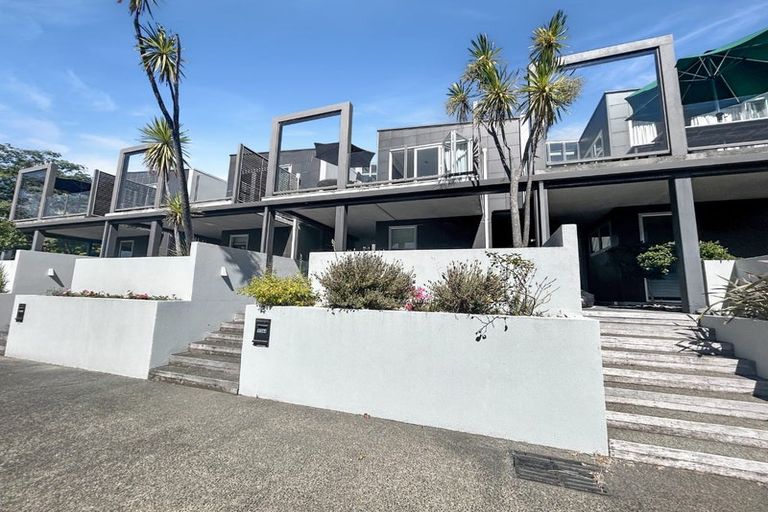 Photo of property in 3/364 Lake Terrace, Two Mile Bay, Taupo, 3330