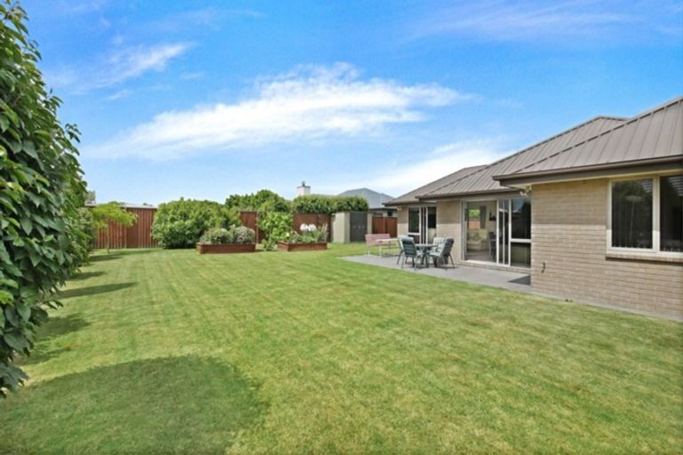 Photo of property in 16 Lynley Drive, West Melton, 7618