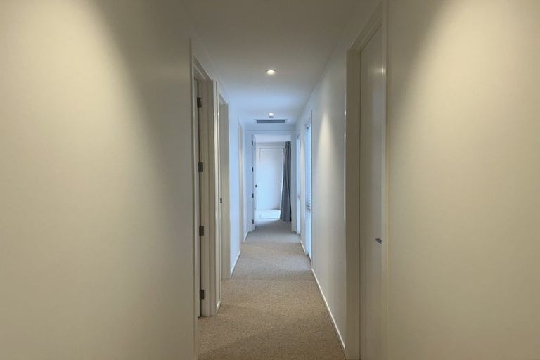 Photo of property in 45 Shepherd Road, Jacks Point, Queenstown, 9371