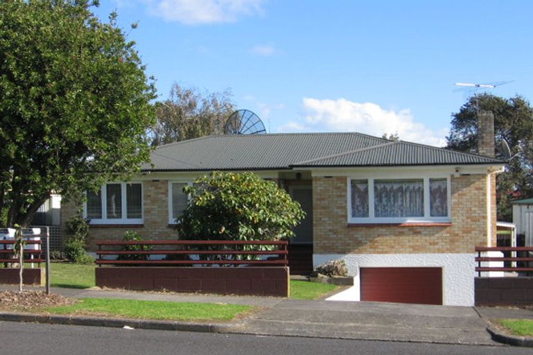 Photo of property in 7 Churchill Avenue, Manurewa, Auckland, 2102