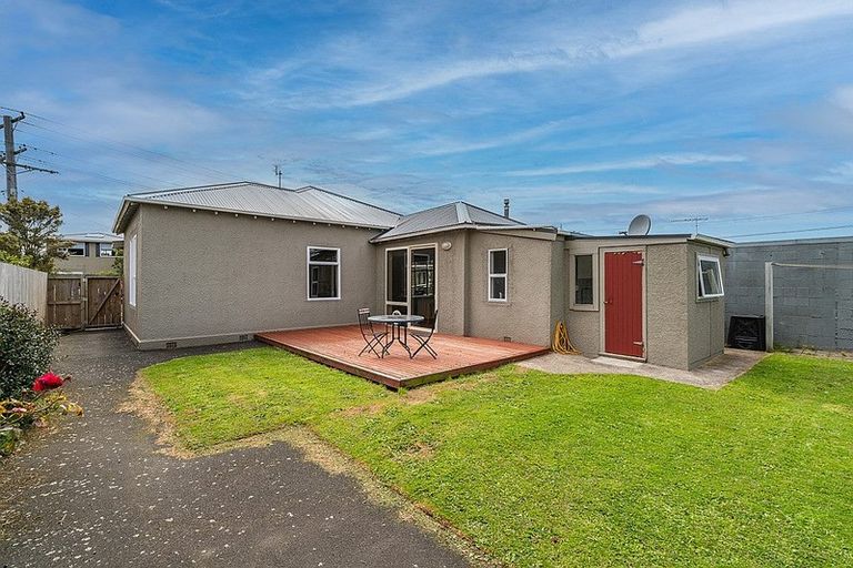 Photo of property in 5 Hargest Crescent, Saint Kilda, Dunedin, 9012