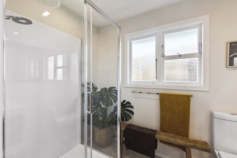 Photo of property in 6 Mabel Street, Levin, 5510