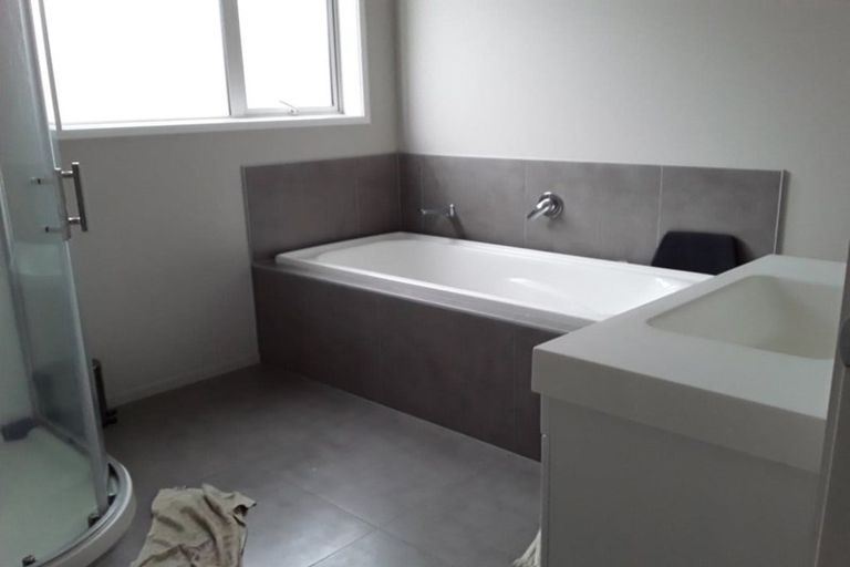 Photo of property in 116 Hillpark Drive, Pokeno, 2402