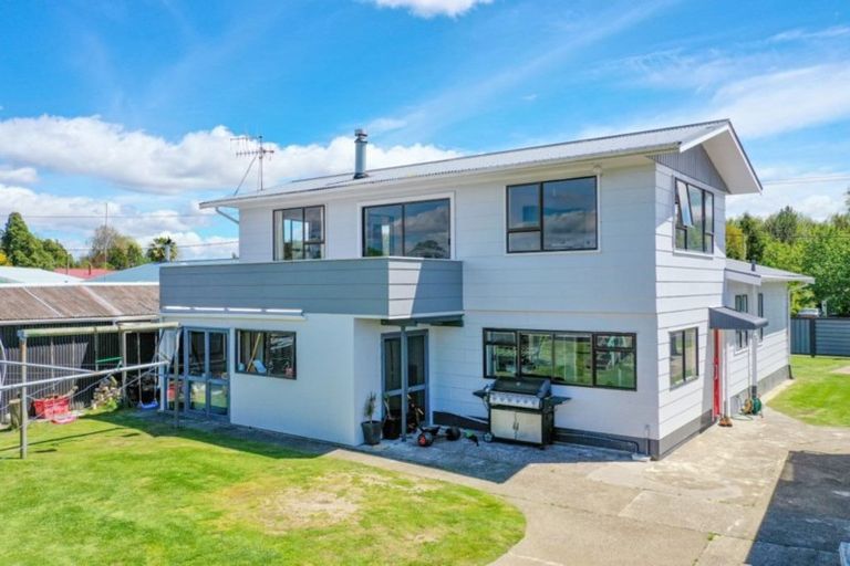 Photo of property in 97 College Road, Edgecumbe, 3120