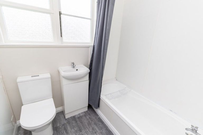 Photo of property in 3 Cook Street, Levin, 5510