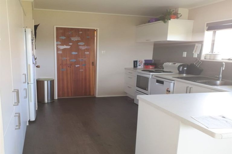 Photo of property in 20 Norfolk Rise, Waiuku, 2123