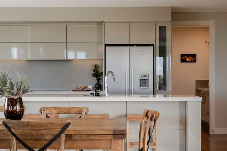 Photo of property in 185 Eskridge Drive, Eskdale, Napier, 4182