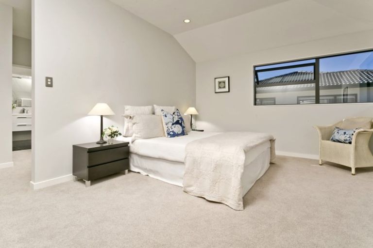 Photo of property in 2a Brook Street, Milford, Auckland, 0620