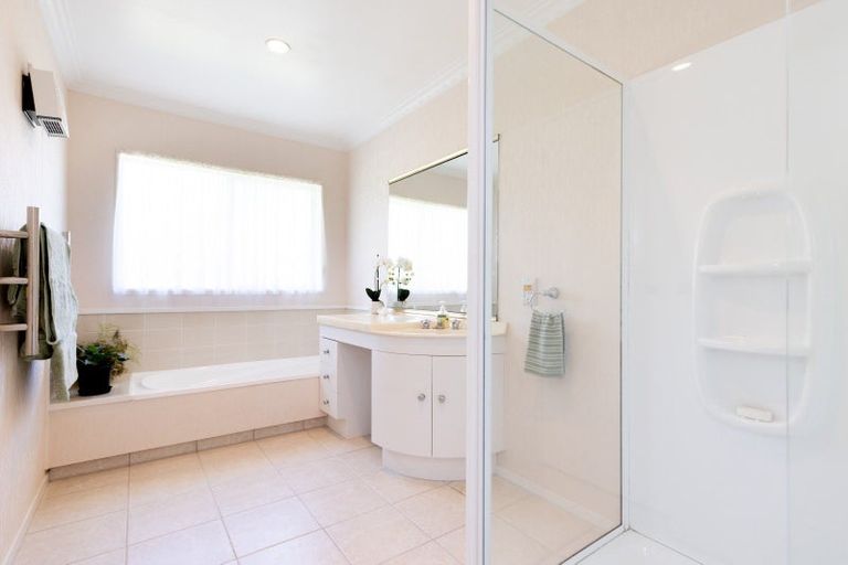 Photo of property in 179a Victoria Street, Cambridge, 3434