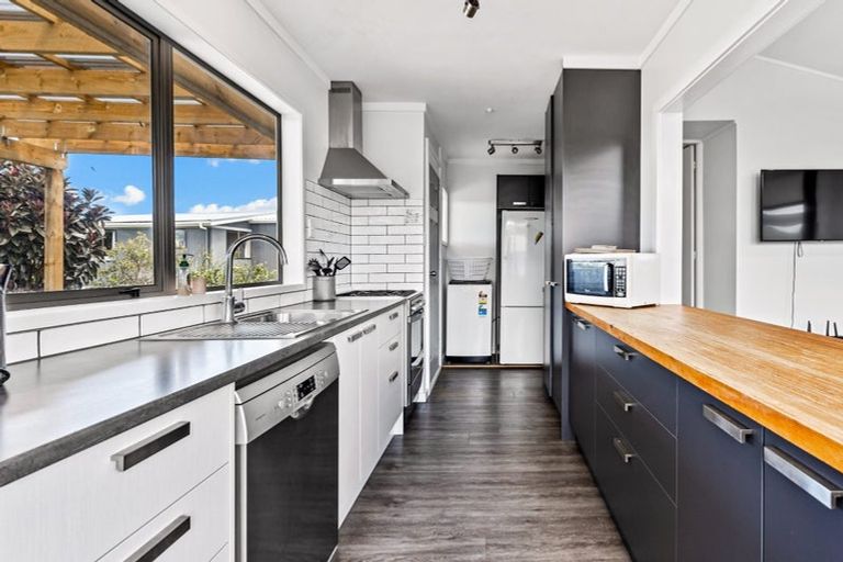 Photo of property in 150 Marsden Point Road, Ruakaka, 0116