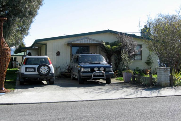 Photo of property in 32 Reading Street, Greytown, 5712