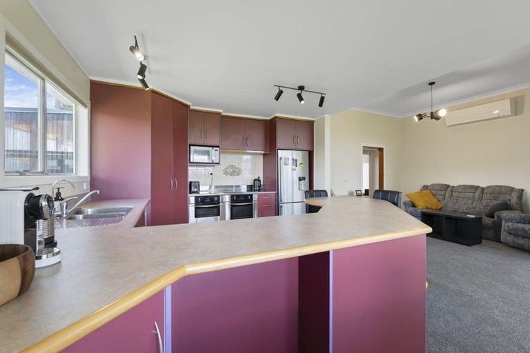 Photo of property in 2319 Mountain Road, Tariki, Inglewood, 4390