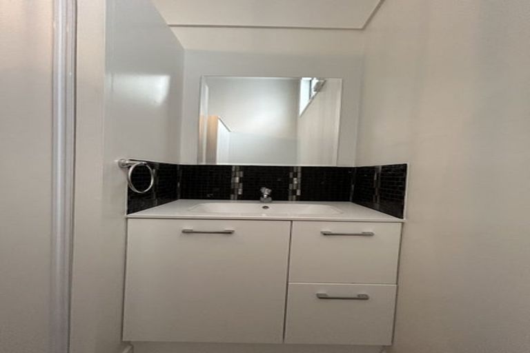 Photo of property in 2/422 Armagh Street, Linwood, Christchurch, 8011