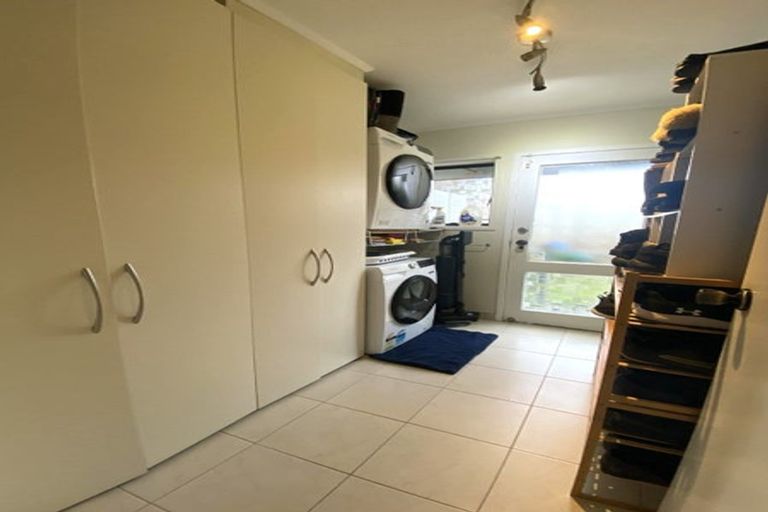 Photo of property in 46 Marendellas Drive, Bucklands Beach, Auckland, 2014