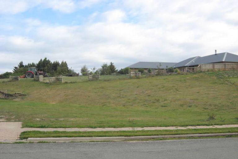 Photo of property in 23 Grove Avenue, Weston, Oamaru, 9401