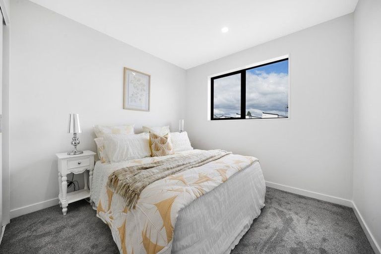 Photo of property in 1/114 Coronation Road, Hillcrest, Auckland, 0627