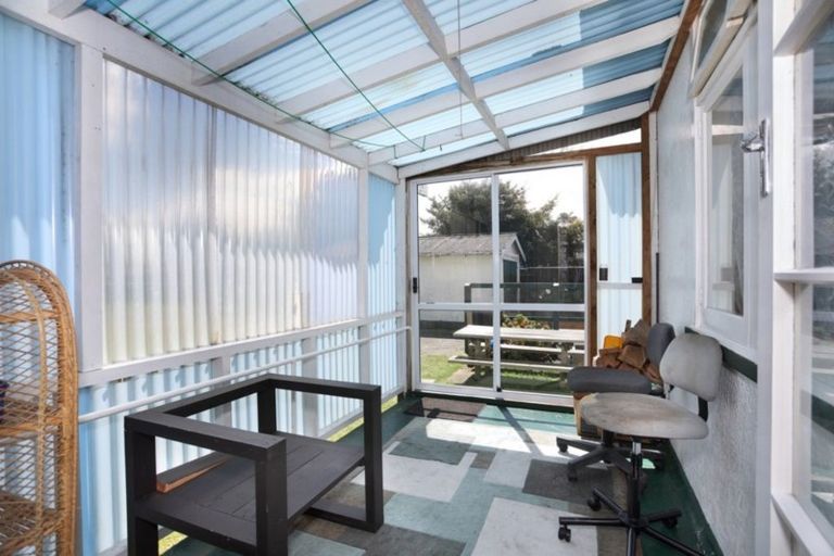 Photo of property in 18 Blackwell Street, Marton, 4710