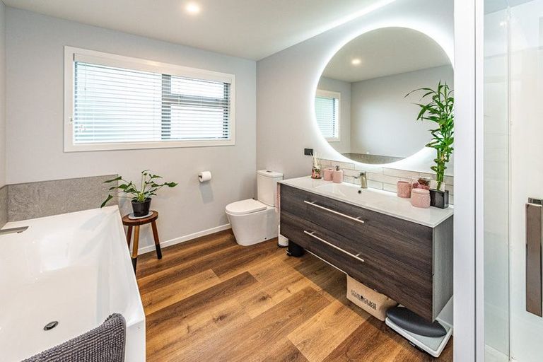 Photo of property in 3a Pickwick Road, Otamatea, Whanganui, 4571