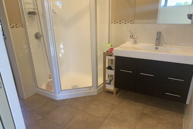 Photo of property in 15 Waiora Place, Pyes Pa, Tauranga, 3112