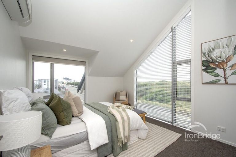 Photo of property in 1/246 Marine Parade, New Brighton, Christchurch, 8061