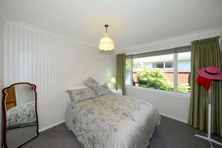 Photo of property in 4 Strathean Avenue, Avonhead, Christchurch, 8042