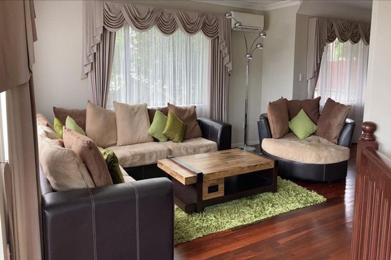 Photo of property in 5 Dawood Place, The Gardens, Auckland, 2105