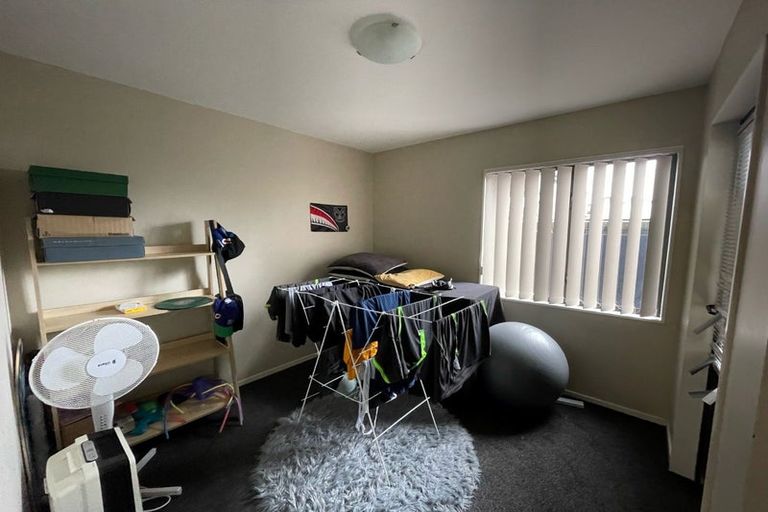 Photo of property in 4 Opito Way, East Tamaki, Auckland, 2013