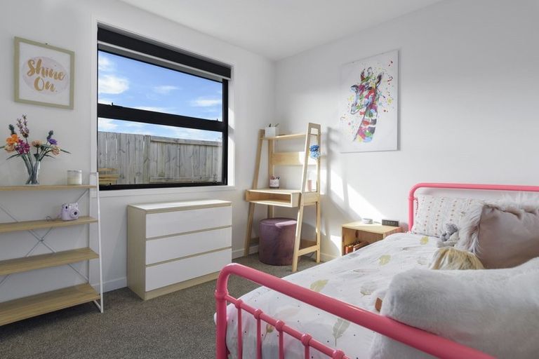 Photo of property in 28 Te Kio Crescent, Papamoa Beach, Papamoa, 3118