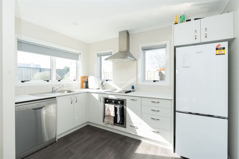 Photo of property in 1/186 Cambridge Road, Hillcrest, Hamilton, 3216