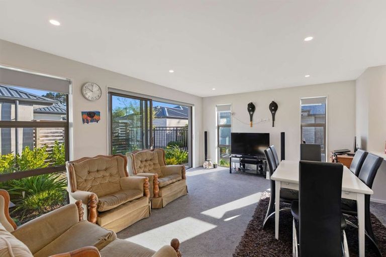 Photo of property in 8/3 Nyoli Street, Northcote, Christchurch, 8052