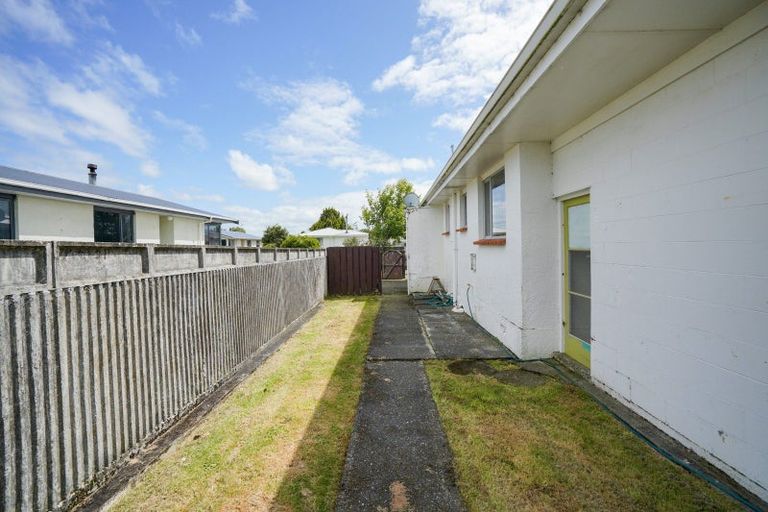 Photo of property in 15 Nevis Crescent, Grasmere, Invercargill, 9810