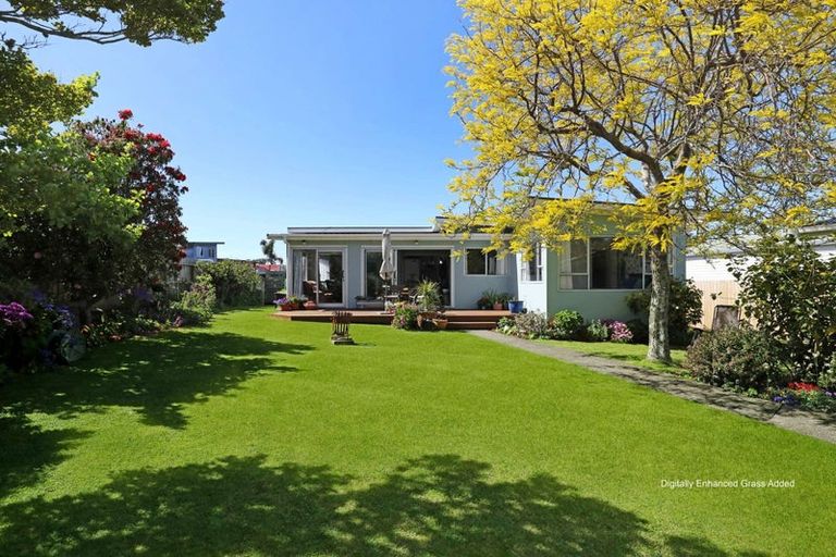 Photo of property in 41 Roretana Drive, Athenree, Katikati, 3177