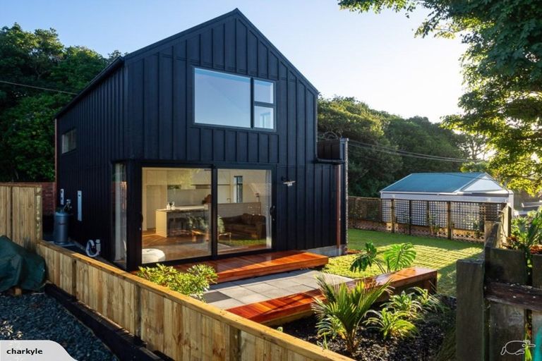 Photo of property in 2b Mason Street, Onerahi, Whangarei, 0110