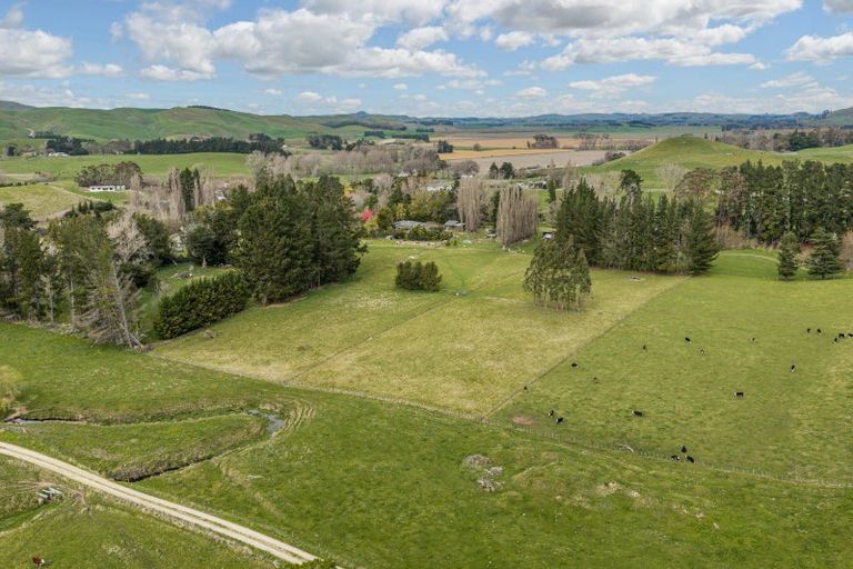 Photo of property in 2524 State Highway 2, Te Hauke, Hastings, 4174
