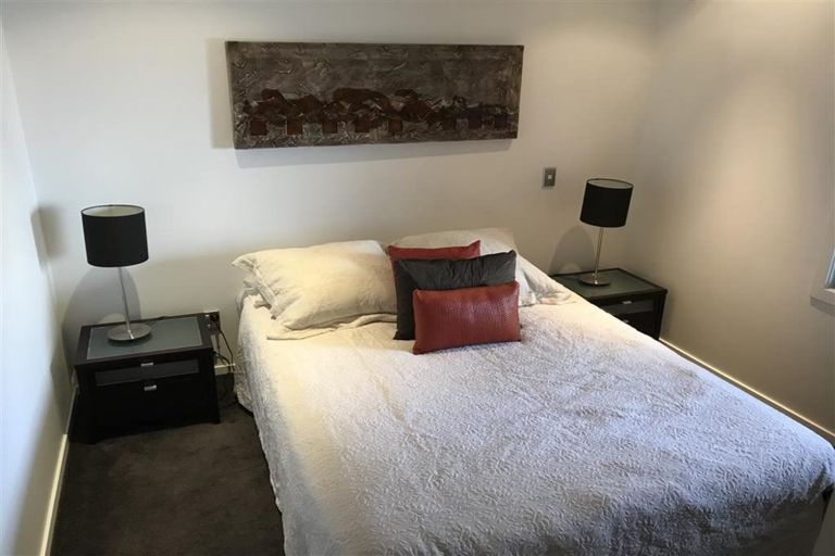 Photo of property in 303/7 Humber Street, Pandora, Napier, 4110