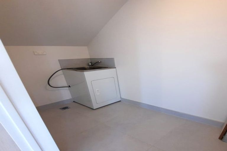 Photo of property in 69b Astley Avenue, New Lynn, Auckland, 0600