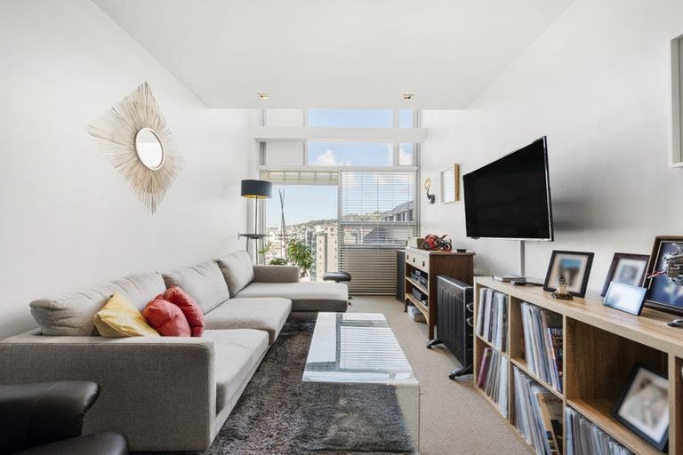Photo of property in Monument Apartments, 9b/245 Wakefield Street, Te Aro, Wellington, 6011